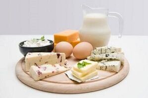 Яйца, обезжиренные молочные и кисломолочные продукты для белковой диеты